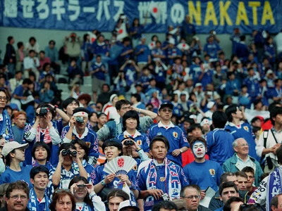 スタンドがブルーに染まった1998年フランスワールドカップのアルゼンチン戦 photo by Stewart Kendall/Sportsphoto/Allstar via Getty Images