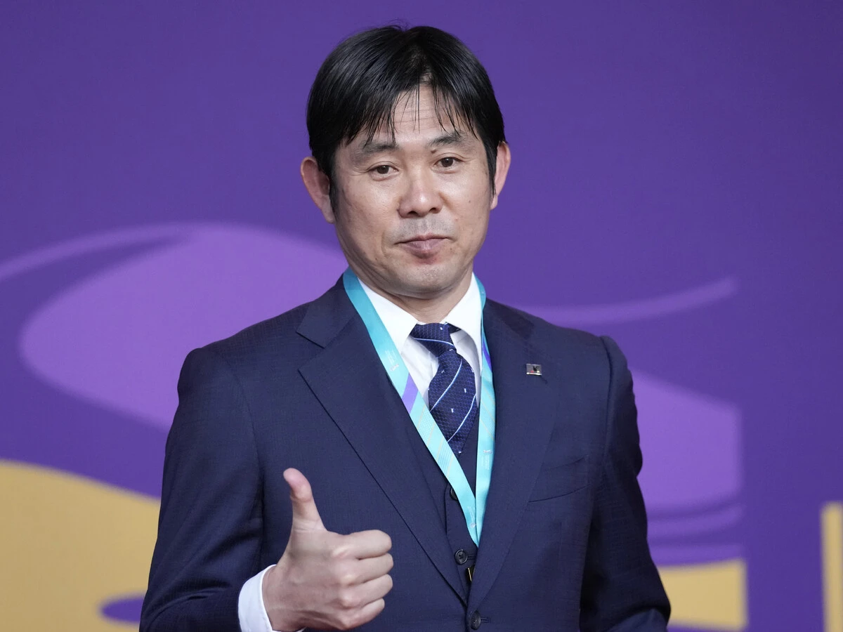 アメリカで行なわれた抽選会に出席した森保監督　photo by AP/Aflo