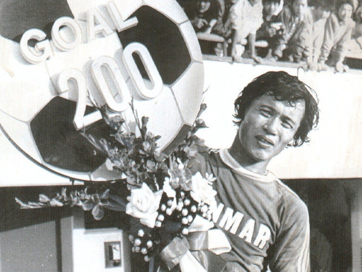 釜本邦茂さん死去 日本サッカーが生んだ不世出のストライカーのすごさ