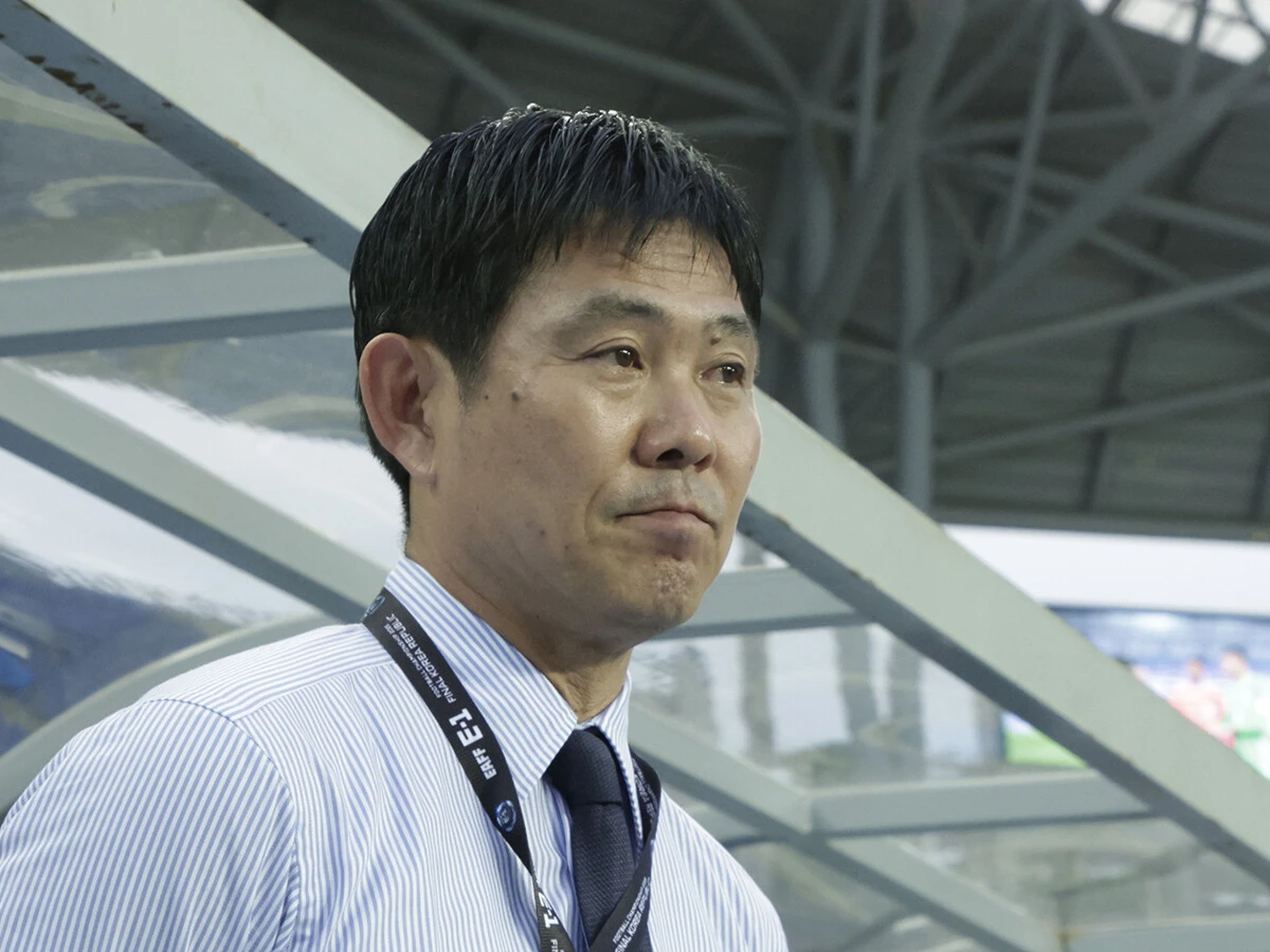サッカー日本代表が香港戦の終盤に布陣変更 急造４バックが機能しなかったのはなぜか