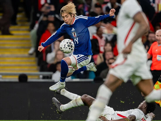 ワールドカップ優勝候補のイングランドを敵地で撃破した日本代表　photo by Miki Sano