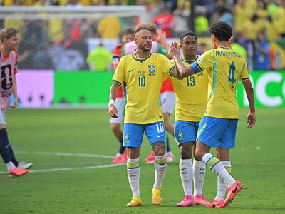 決勝トーナメント２回戦でノルウェーに敗れたブラジル代表 photo by JMPA