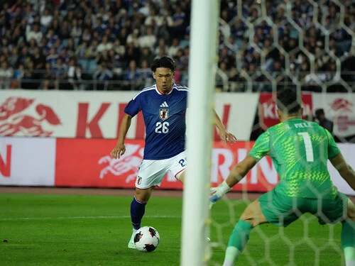 ウルグアイ戦のアディショナルタイムに勝ち越しゴールを決めた塩貝健人 photo by Kazuhito Yamada/Kaz Photography