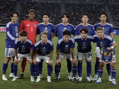 サッカー日本代表はニュージーランド戦でひさびさに４バックの布陣を採用した　photo by Masato Fujita