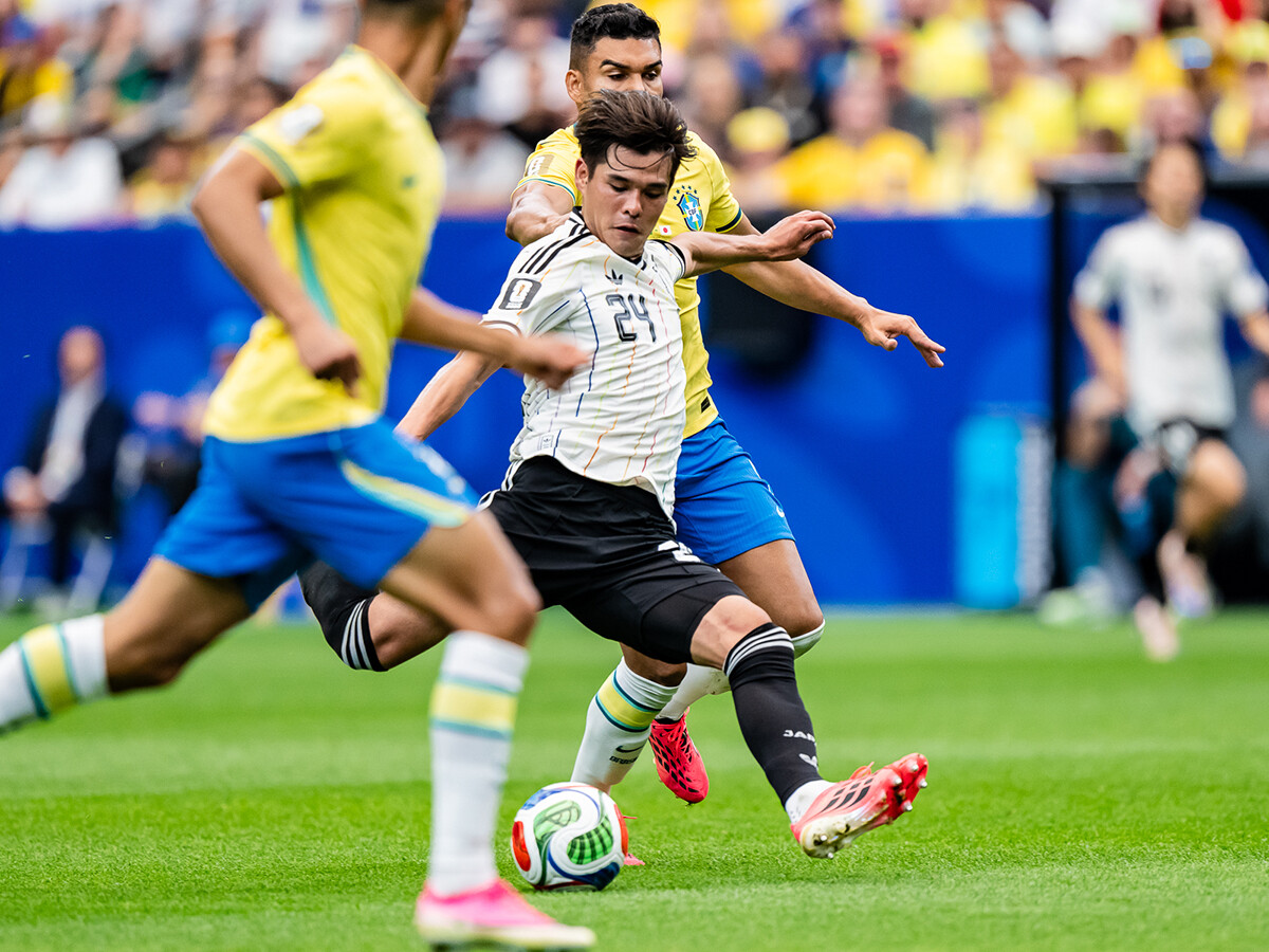【ワールドカップ】サッカー日本代表は「まだ強豪国と渡り合えるレベルじゃない」　ブラジル戦敗戦の責を田中碧ひとりが負う必要はない　