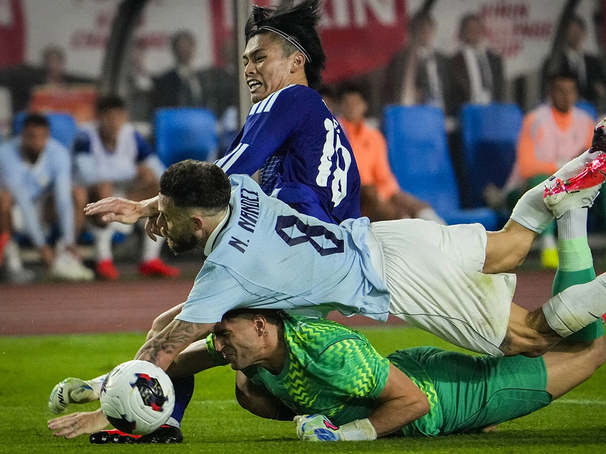 【サッカー日本代表】三笘薫らの負傷離脱を繰り返すな　「上田綺世を呼ばない」が当たり前になったとき、日本は世界に近づける