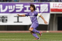 すでにふた桁ゴールを記録した佐藤寿人がチーム躍進の原動力となっている。