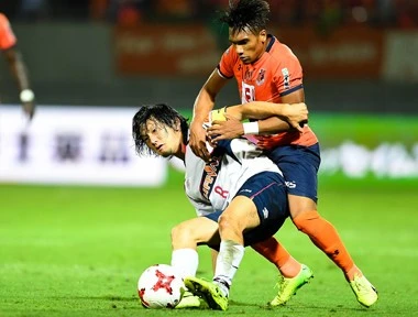 FC東京の新システムを操る、アンカー髙萩洋次郎は地味だが ...