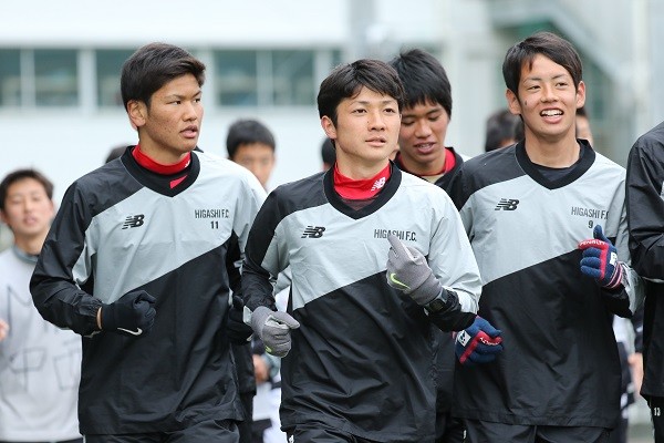 偉大なる先輩たちの背中を追う、東福岡の選手たち