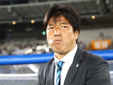 トンデモ暴力事件の陰で 名波ジュビロは理想的なサッカーをしていた Jリーグ他 集英社のスポーツ総合雑誌 スポルティーバ 公式サイト Web Sportiva