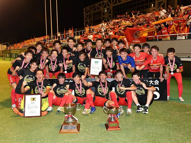 サッカーユース年代が急激に進化 名古屋u 18の完勝が証明している Jリーグ他 集英社のスポーツ総合雑誌 スポルティーバ 公式サイト Web Sportiva サッカーユース年代が急激に進化 名古屋u 18の完勝が証明している Jリーグ他 集英社のスポーツ総合雑誌 スポルティーバ 公式サイト Web Sportiva