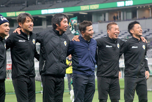 ７月の就任以降、永井秀樹監督とともに戦ってきたコーチ陣