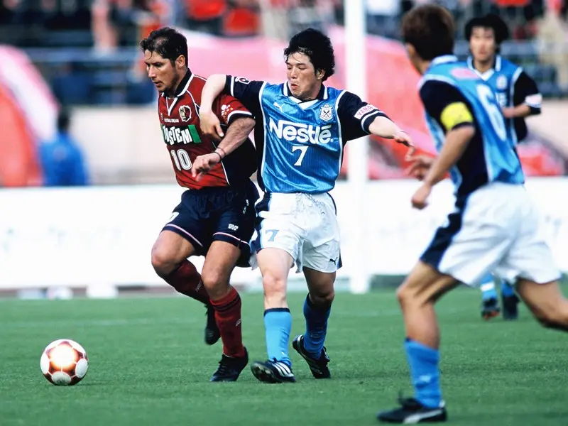 01年ジュビロに伝説の N Box 誕生 そこには夢とロマンと儚さがあった Jリーグ他 集英社のスポーツ総合雑誌 スポルティーバ 公式サイト Web Sportiva 01年ジュビロに伝説の N Box 誕生 そこには夢とロマンと儚さがあった Jリーグ他 集英社のスポーツ総合雑誌 スポルティーバ 公式サイト Web Sportiva