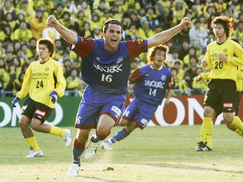 小さなクラブ ヴァンフォーレ甲府が見せた 2005年の大きな奇跡 jリーグ他 集英社のスポーツ総合雑誌 スポルティーバ 公式サイト web sportiva
