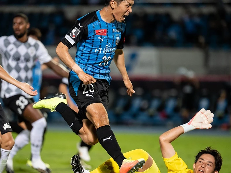 中田英寿を上回る天才に起きた悲劇 リーガに ぶっとんだ自信 で挑んだ 人気記事 海外サッカー 集英社のスポーツ総合雑誌 スポルティーバ 公式サイト Web Sportiva