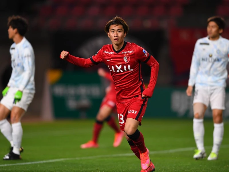 今季アントラーズは強し だが本当に 打倒 川崎の一番手 なのか Jリーグ他 集英社のスポーツ総合雑誌 スポルティーバ 公式サイト Web Sportiva