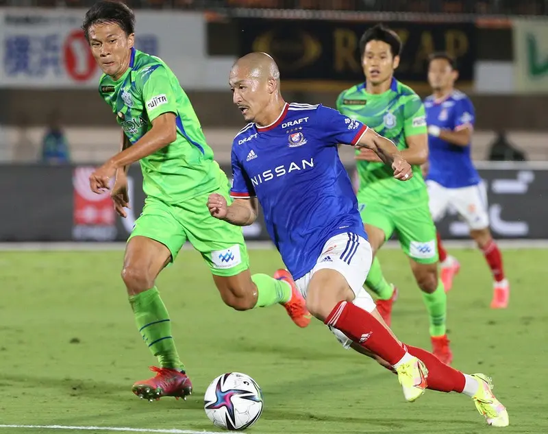 デュエル勝利数 最強 ではない サッカーのデータは背景を知ってからが面白い Jリーグ他 集英社のスポーツ総合雑誌 スポルティーバ 公式サイト Web Sportiva デュエル勝利数 最強 ではない サッカーのデータは背景を知ってからが面白い Jリーグ他 集英社のスポーツ総合雑誌 スポルティーバ 公式サイト Web Sportiva