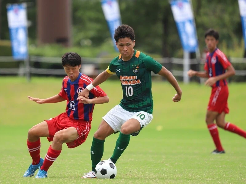 高校サッカー選手権で見逃せないmf Fw11人 精密機械 や ここ10 15年ぐらいで１ ２位の才能 などに期待大 Jリーグ他 集英社のスポーツ総合雑誌 スポルティーバ 公式サイト Web Sportiva