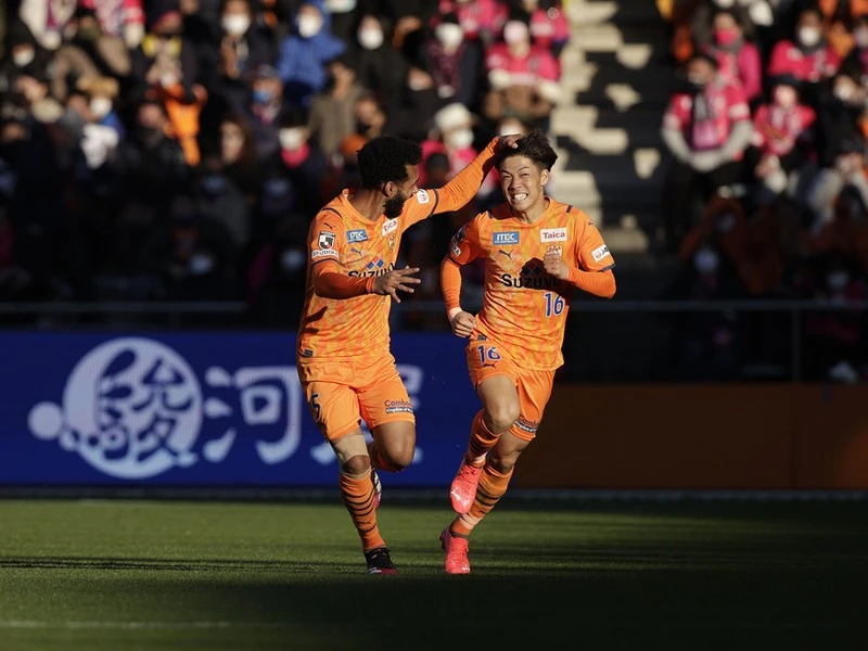 清水エスパルスがj1残留争いを演じたのはなぜか 残り４節で示した来季への可能性と権田修一が最終節に語ったことは Jリーグ他 集英社のスポーツ総合雑誌 スポルティーバ 公式サイト Web Sportiva