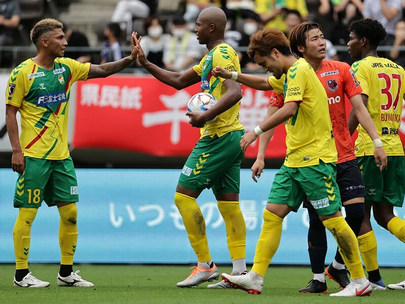 ジェフ千葉はj2降格後 オリジナル10 で唯一j1昇格を果たせておらず 今季こそ汚名返上か Jリーグ他 集英社のスポーツ総合雑誌 スポルティーバ 公式サイト Web Sportiva