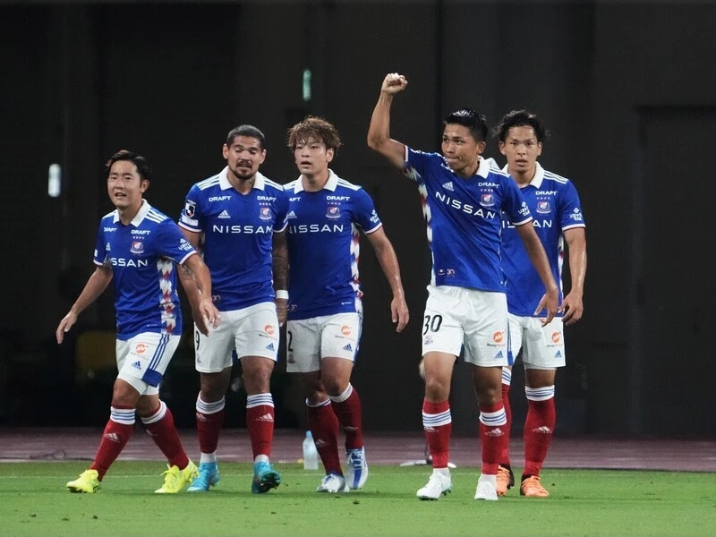 サッカーは多く走ったほうが強い J1各チームの平均走行距離を比較してみた Jリーグ他 集英社のスポーツ総合雑誌 スポルティーバ 公式サイト Web Sportiva