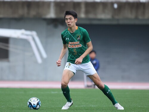 青森山田のDF小泉佳絃