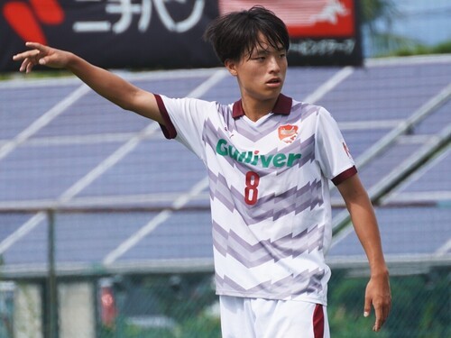 尚志のMF神田拓人 photo by Tsuchiya Masashi