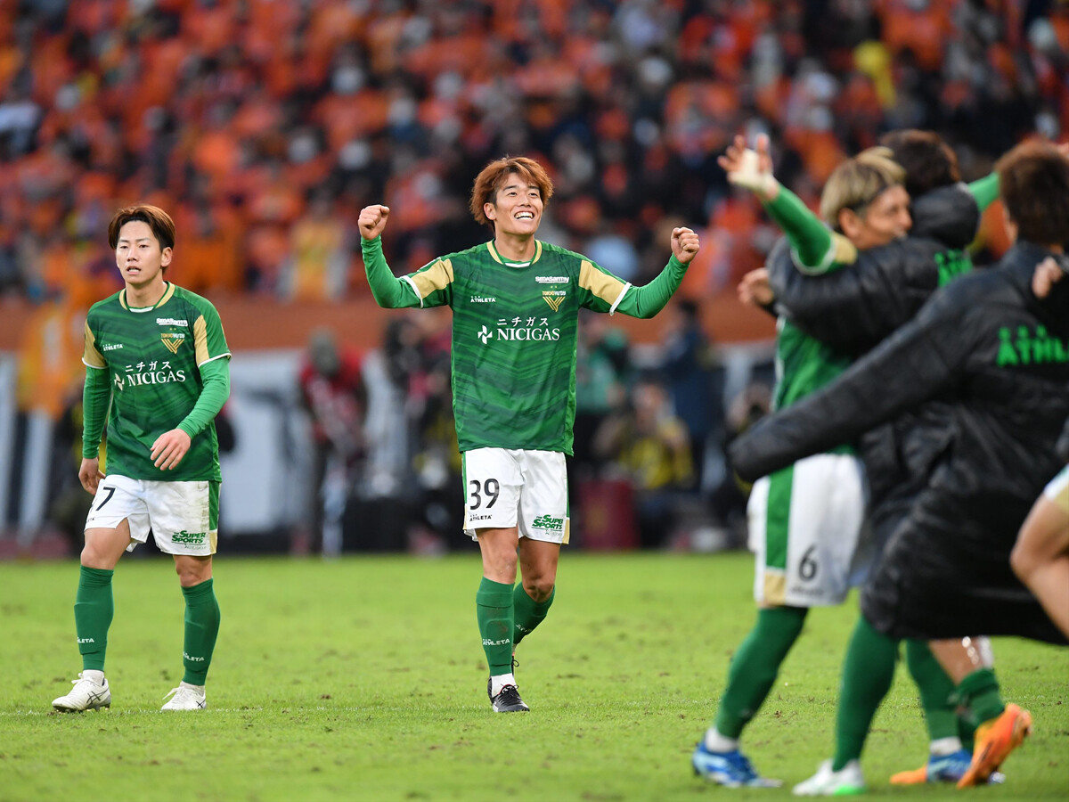 東京ヴェルディが示すJ1昇格以上の価値 J2の15年間にも「緑の勇者」は日本サッカー界に多大な貢献を果たしてきた