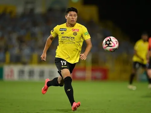 柏レイソルのストライカー・細谷真大。エースの活躍でチームを残留に持っていけるか　photo by Getty Images