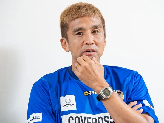 風間監督のサッカーについて語る稲本潤一　photo by Sano Miki