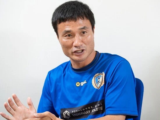 風間監督のサッカーについて語る今野泰幸　photo by Sano Miki