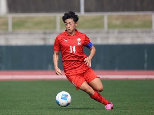 高校サッカー 神村学園が2－0で快勝 U－17代表の名和田我空が