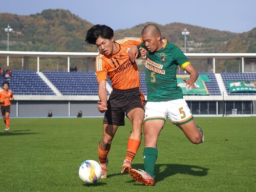 八戸学院野辺地西は全国高校サッカー選手権青森県予選決勝で青森山田と対戦　photo by Tsuchiya Masashi