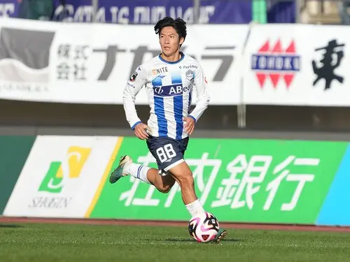 モンテディオ山形の躍進の原動力となっている土居聖真　photo by Masashi Hara/Getty Images