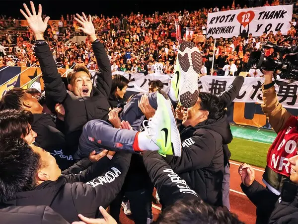 最後は愛媛FCでユニフォームを脱いだ　photo by Getty Images