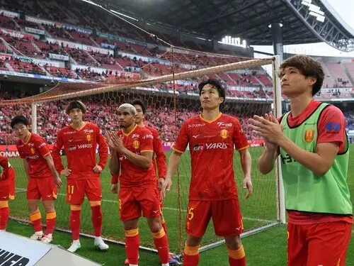 名古屋グランパスは開幕５試合で未勝利と苦しんでいる　photo by Getty Images