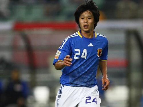 18歳で日本代表デビューを飾った山田直輝だったが...　photo by AFLO