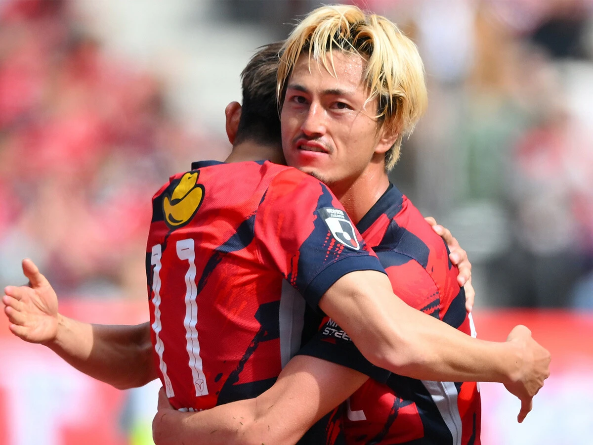 【Ｊリーグ】ジーコも喜んだ鬼木監督の"復帰"　９季ぶり優勝に近づく鹿島アントラーズの今季を象徴する２試合とは？