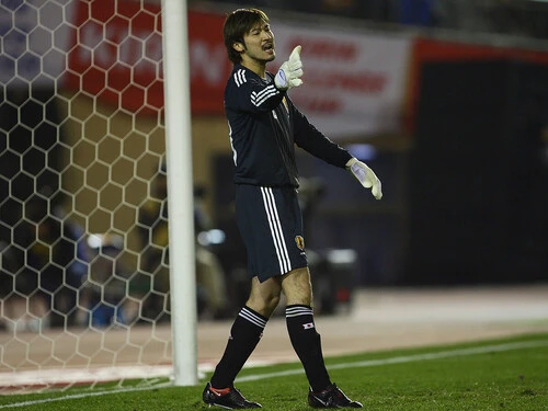 日本代表として６試合に出場した都築龍太（写真は2009年のフィンランド戦） photo by AFLO 