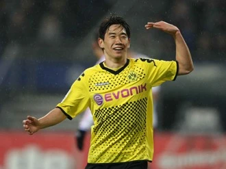 ドイツ リーグ戦再開でドルトムント大勝 香川真司の手応えと本音 海外サッカー 集英社のスポーツ総合雑誌 スポルティーバ 公式サイト Web Sportiva