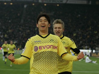 ドイツ 好調を取り戻した香川真司 現地メディアの評価と関心事 海外サッカー 集英社のスポーツ総合雑誌 スポルティーバ 公式サイト Web Sportiva