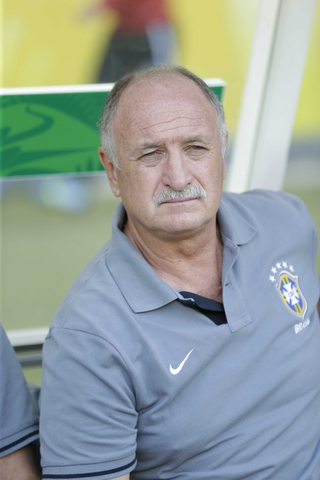 半年前からブラジル代表を指揮するフェリペ監督。かつてはジュビロ磐田でも監督を務めた