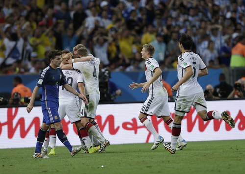 ブラジルＷ杯決勝は、延長後半にゲッツェのゴールが決まり、ドイツがアルゼンチンに勝利した