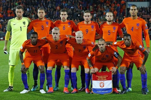 Ｗ杯欧州予選でグループ３位と苦戦するオランダ代表