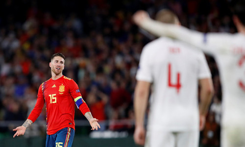 UEFAネーションズリーグでイングランドに敗れたスペインのセルヒオ・ラモス