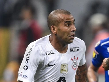 元jリーグmvpエメルソンが引退 問題児の半生は波乱万丈すぎる 海外サッカー 集英社のスポーツ総合雑誌 スポルティーバ 公式サイト Web Sportiva 元jリーグmvpエメルソンが引退 問題児の半生は波乱万丈すぎる 海外サッカー 集英社のスポーツ総合雑誌 スポルティーバ 公式サイト Web Sportiva