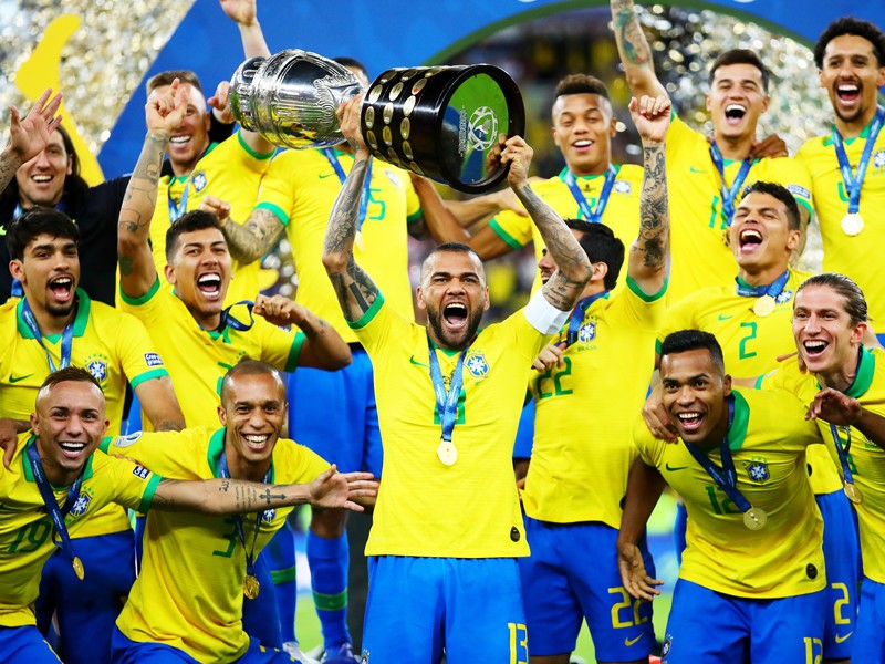 ブラジル復活のコパ アメリカ総括 やっぱり南米は超過酷だった 海外サッカー 集英社のスポーツ総合雑誌 スポルティーバ 公式サイト Web Sportiva