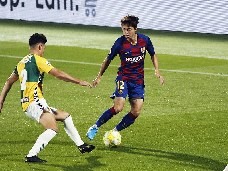 安部裕葵 バルサbで存在感 だがトップ昇格へ残された時間は少ない 海外サッカー 集英社のスポーツ総合雑誌 スポルティーバ 公式サイト Web Sportiva 安部裕葵 バルサbで存在感 だがトップ昇格へ残された時間は少ない 海外サッカー 集英社のスポーツ総合雑誌 スポルティーバ 公式サイト Web Sportiva