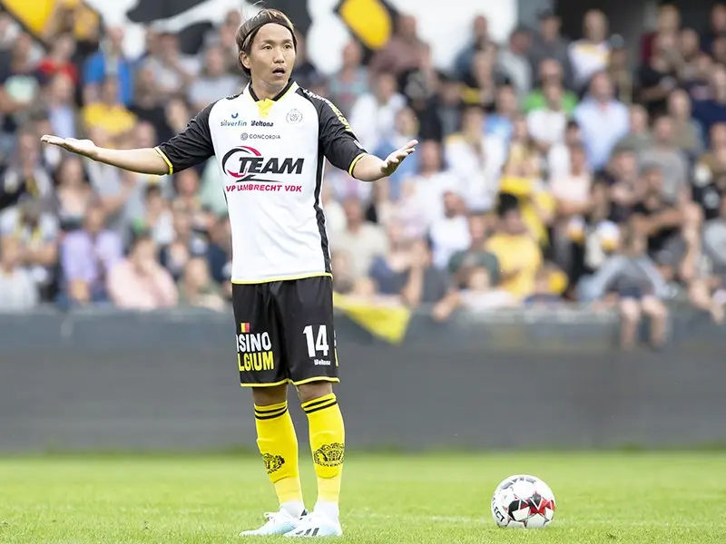 元マリノス天野純と元レイソル小池龍太 ベルギー2部で戦うふたりの今 海外サッカー 集英社のスポーツ総合雑誌 スポルティーバ 公式サイト Web Sportiva 元マリノス天野純と元レイソル小池龍太 ベルギー2部で戦うふたりの今 海外サッカー 集英社のスポーツ総合雑誌 スポルティーバ 公式サイト Web Sportiva