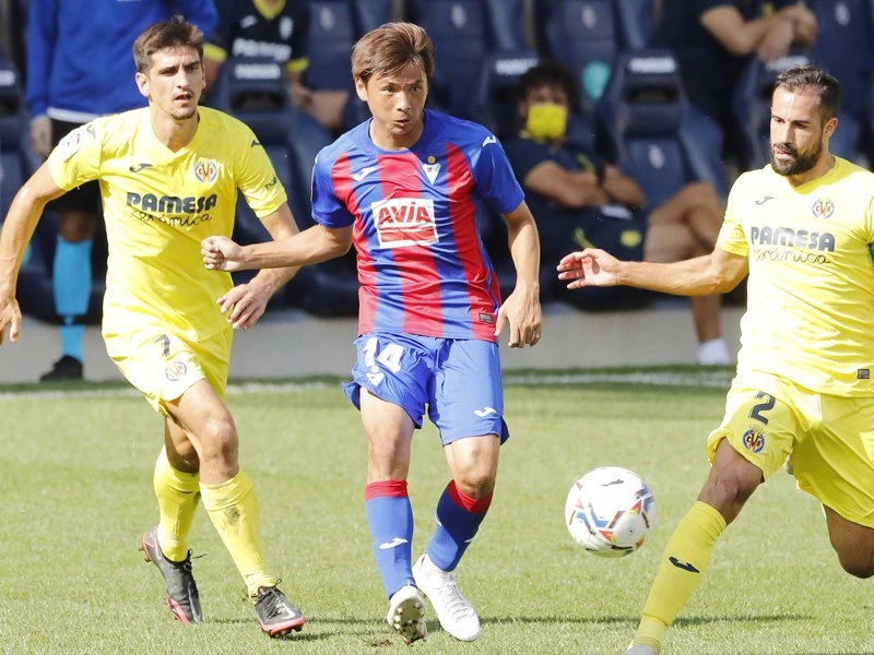 次回は招集 乾貴士 中島翔哉 代表に呼ばれなかった欧州組の現在 海外サッカー 集英社のスポーツ総合雑誌 スポルティーバ 公式サイト Web Sportiva